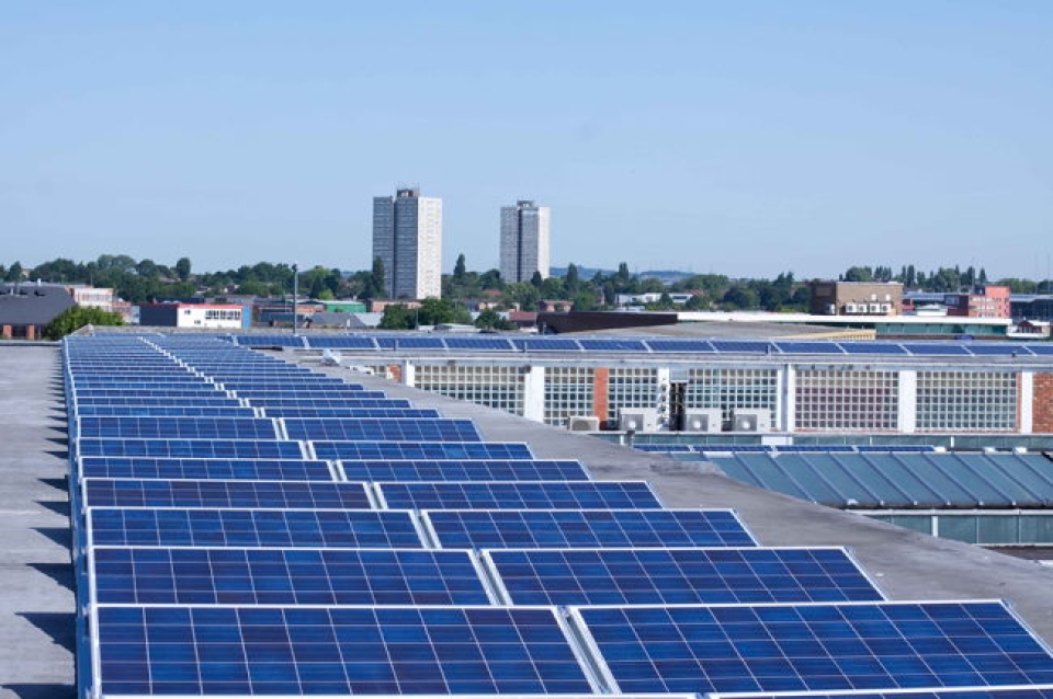 Solar roof solar r7i7hjd0ayt39qg39ypx374xrw4ncl5962yub51cz0 - Solar